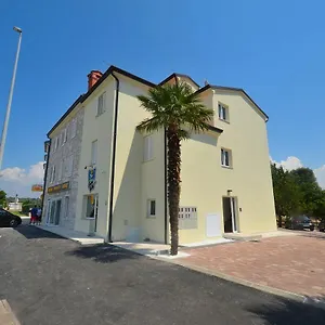 https://stella-apartments-novigrad-istria.in-istria.net